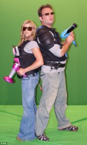 article-1246151-0805838F000005DC-272_468x782