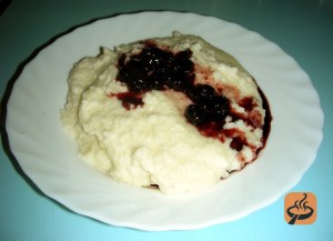 Trusty semolina and plums