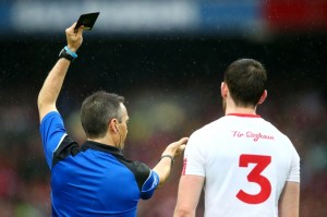 maurice-deegan-shows-ronan-mcnamee-a-black-card-3-752x501