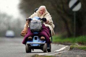 mobility-scooter-elderly-lady